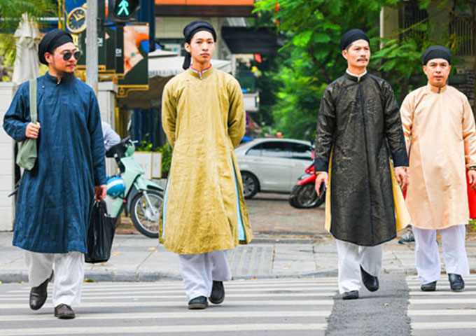 越南(nan)北部(bu)的(de)男士服裝(zhuang)