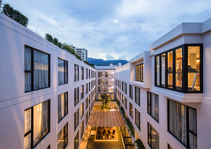 諾富(fu)特清(qing)邁寧(ning)曼路酒店(diàn)