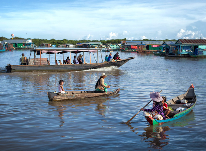 洞裏薩湖(hú) 洞裏薩湖(hú)