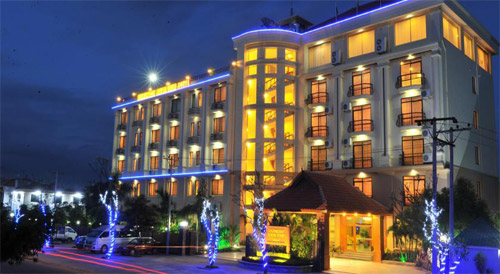 阿亞爾瓦蒂河景酒店(diàn) 阿亞爾瓦蒂河景酒店(diàn)