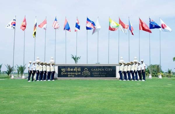 城(cheng)市(shi)花(huā)園高(gao)爾夫俱樂部(bu)1 城(cheng)市(shi)花(huā)園高(gao)爾夫俱樂部(bu)1