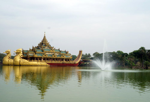 皇傢(jia)湖(hú)公(gōng)園 皇傢(jia)湖(hú)公(gōng)園