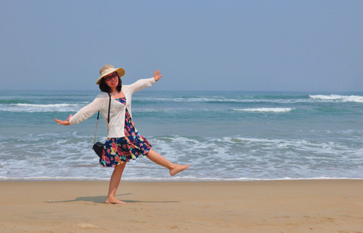 越南(nan)河內(nei)、下龍灣、岘港、美奈、胡志(zhì)明10日(ri)海濱古(gu)迹遊